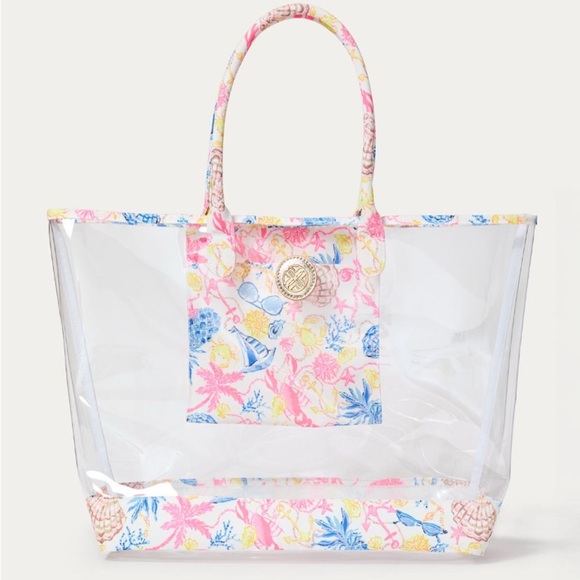 Lilly Pulitzer Handbags - Lilly Pulitzer Beach Tote -Clear Beachcomber print